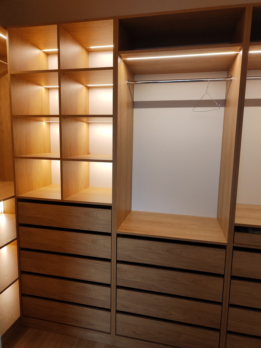 Deseczka Style Meble na wymiar Łódź - garderoba 2